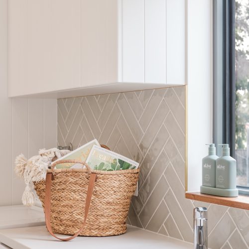 smcgph_frecklegolightly_0857_webuse